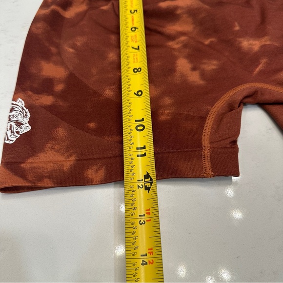 Darc Sport Wolves Burnt Orange Tie Dye Biker Shorts Size M 168 of 1000 - Picture 6 of 6